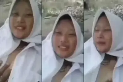 Gadis SMA Ngentot di Batu Sungai Jembut Lebat Becek