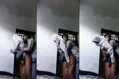 Sejoli SMA Ngintip Ngintip Ngentot di Kamar Takut Ketahuan